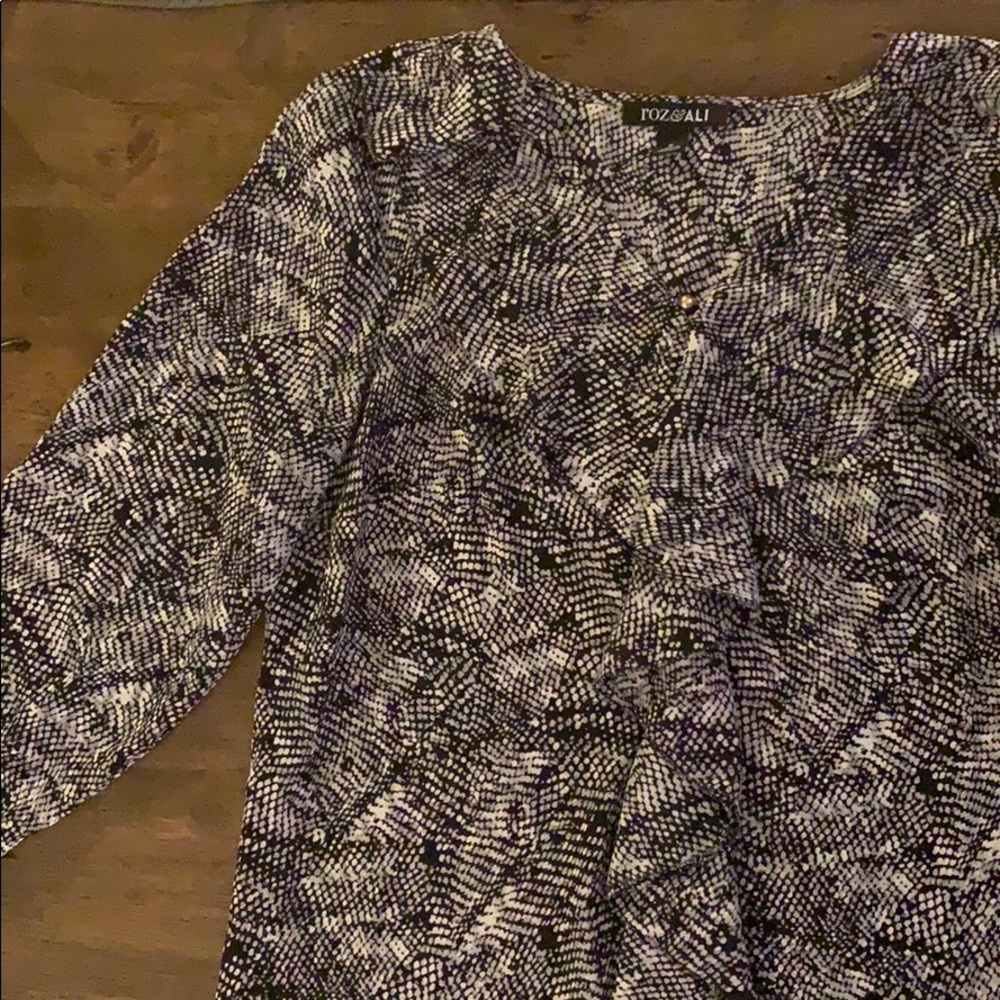 Roz & Ali Ruffle Blouse